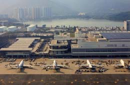 Hong Kong air cargo hit by massive reduction in trucking from mainland